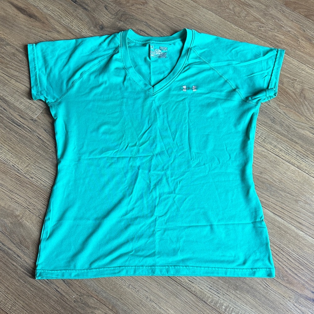 Under Armour Women's Aqua Short Sleeve Tee